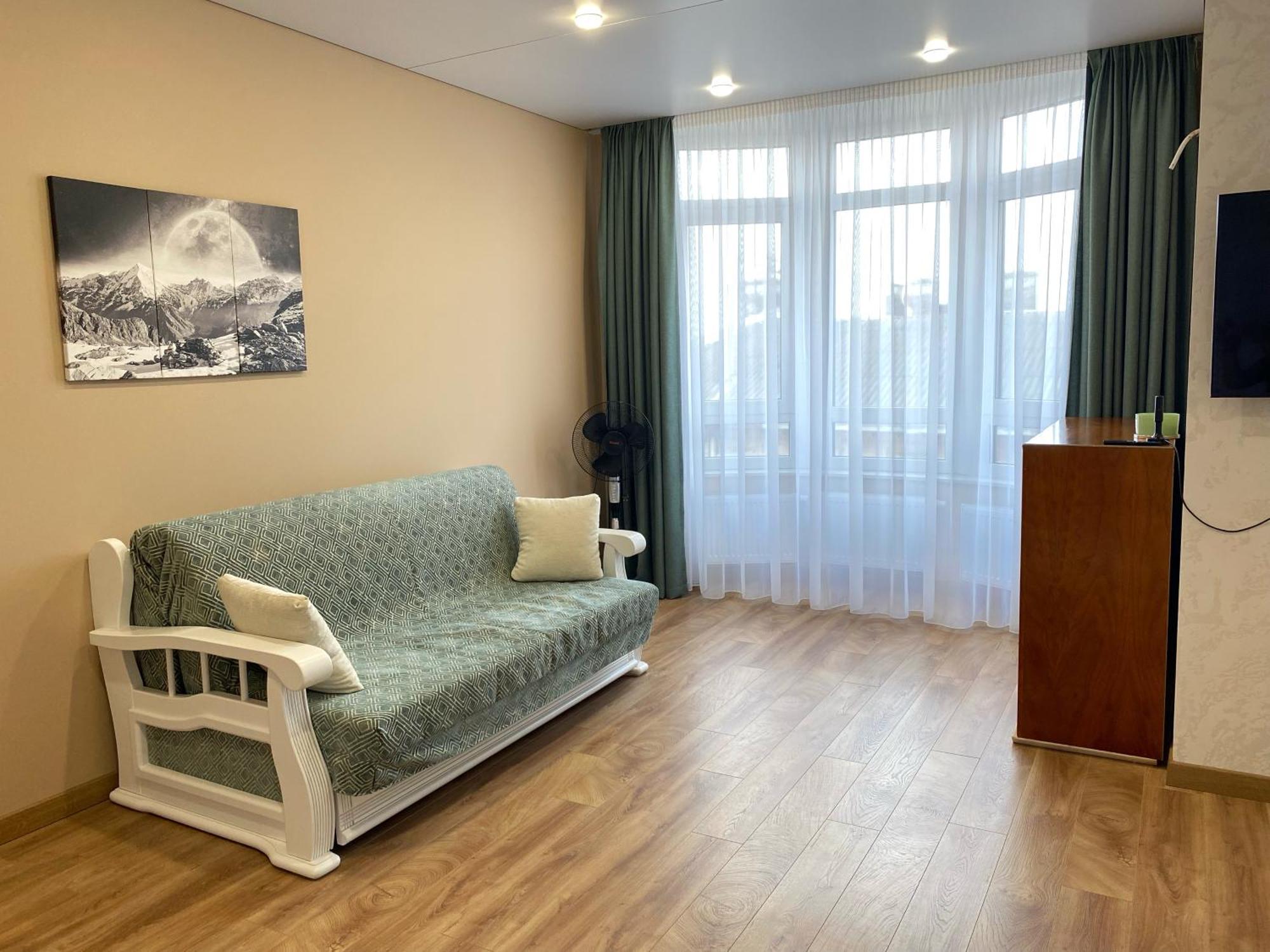 Apartamento Apatrment In Khmelnytsky Street Natasha Leópolis Exterior foto