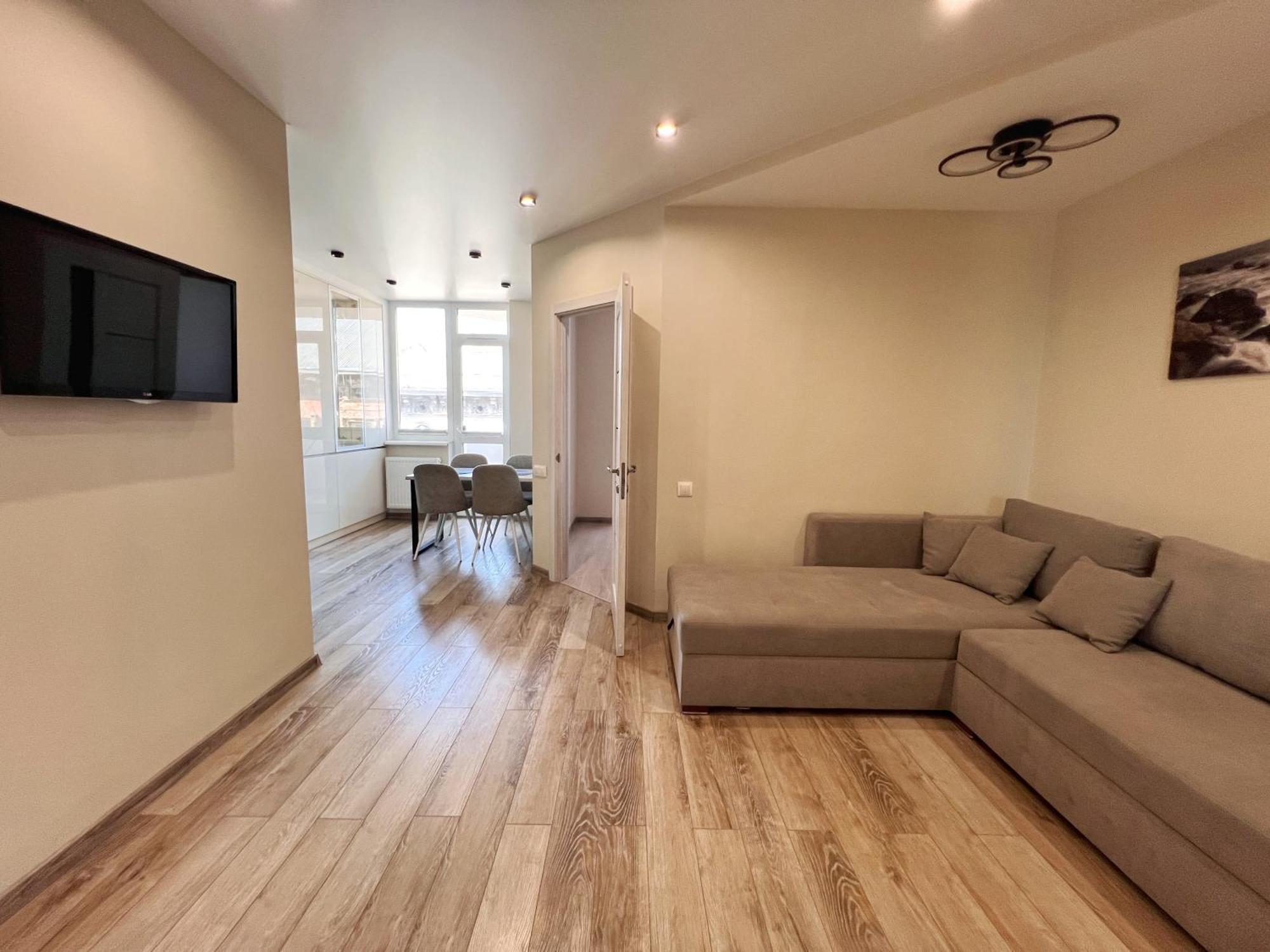 Apartamento Apatrment In Khmelnytsky Street Natasha Leópolis Exterior foto