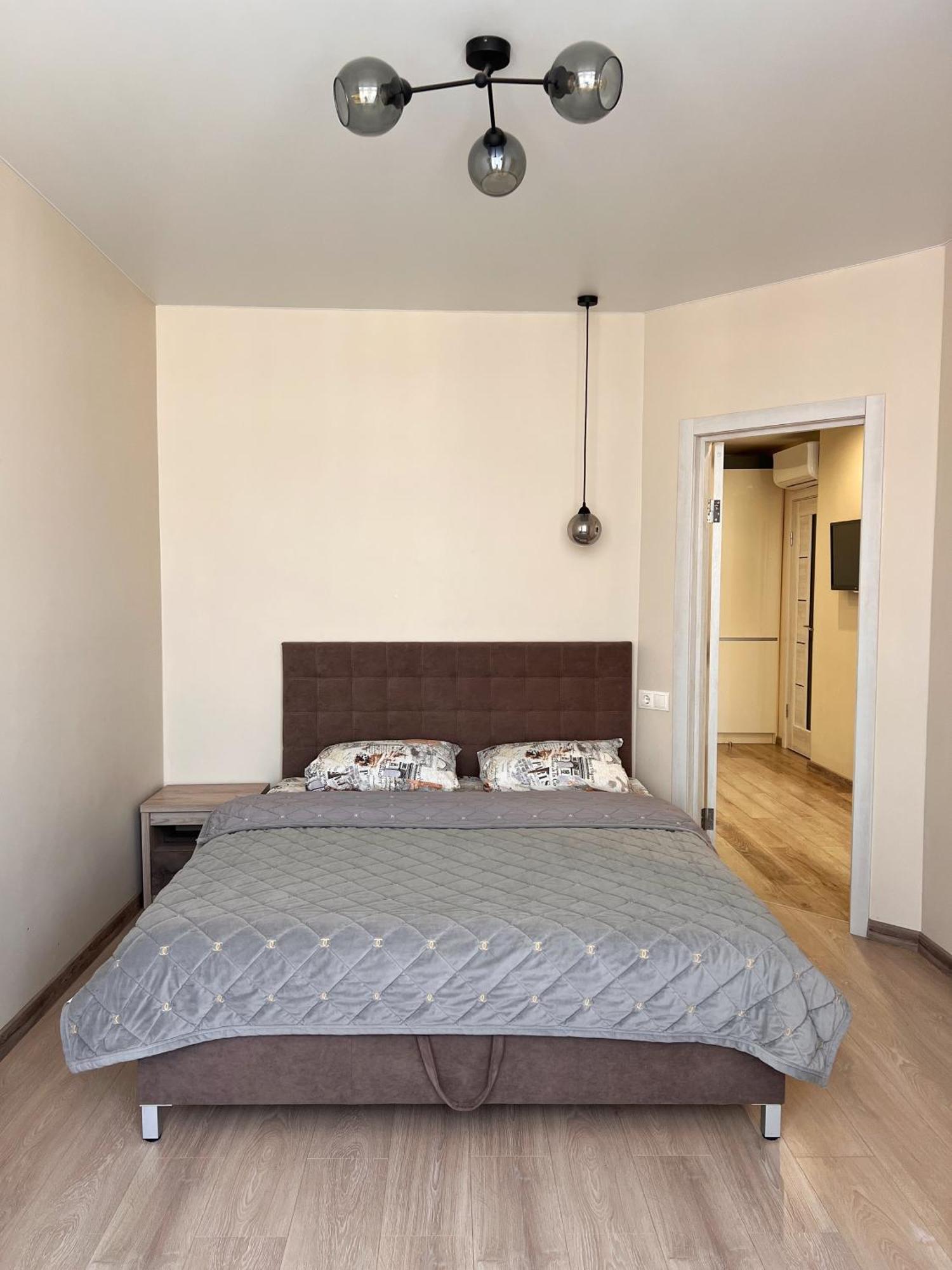 Apartamento Apatrment In Khmelnytsky Street Natasha Leópolis Exterior foto